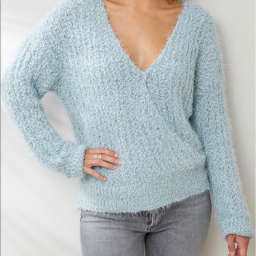 South moon Under Knyt & link XS blue sweater